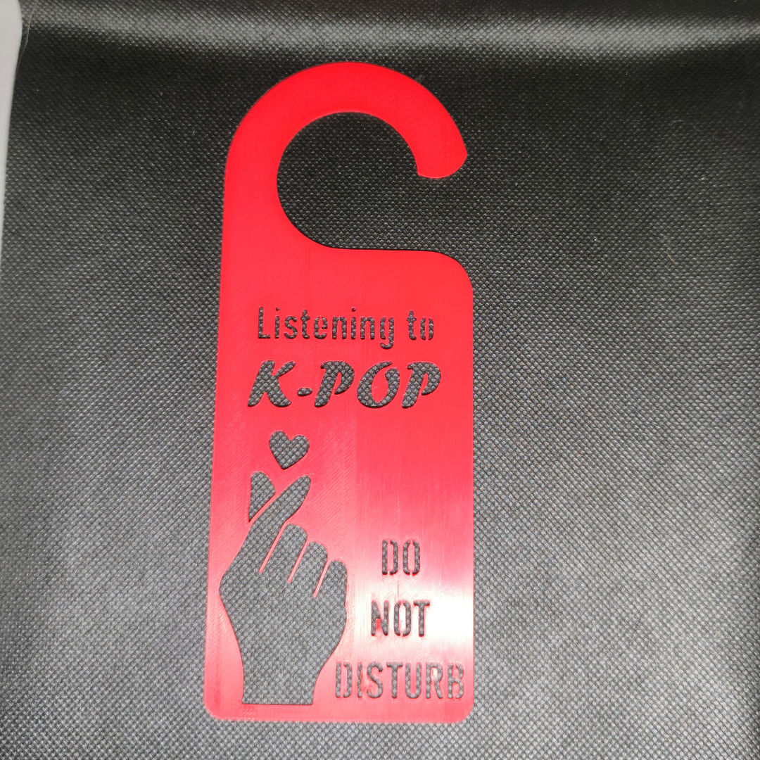 Accroche porte " Ne Pas Déranger " K-pop version 💿